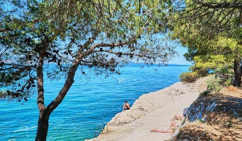 Holiday Home Bajlo Apartment With Three Bedrooms Zadar Extérieur photo