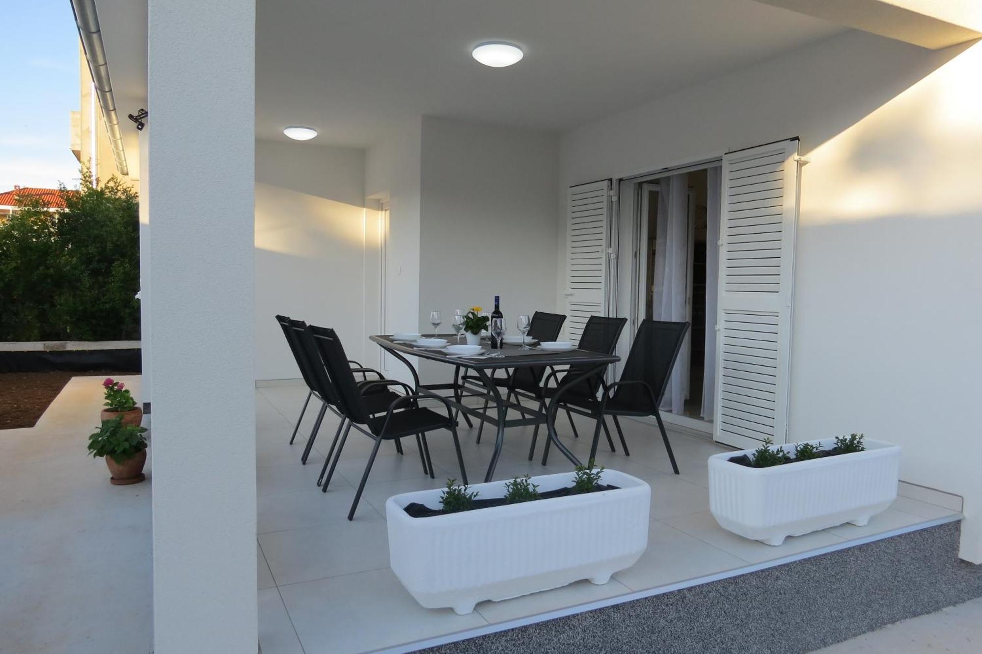 Holiday Home Bajlo Apartment With Three Bedrooms Zadar Extérieur photo