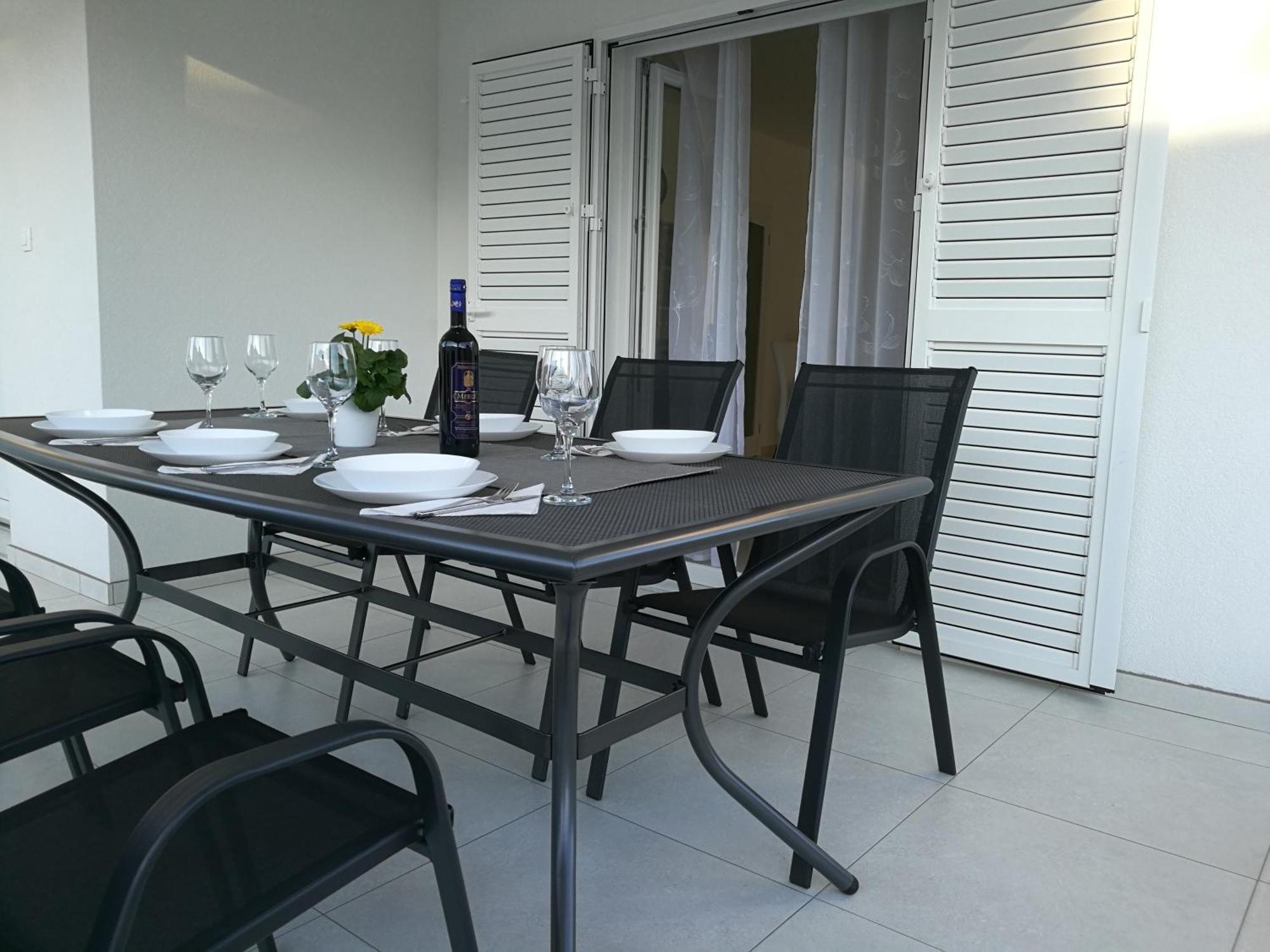 Holiday Home Bajlo Apartment With Three Bedrooms Zadar Extérieur photo