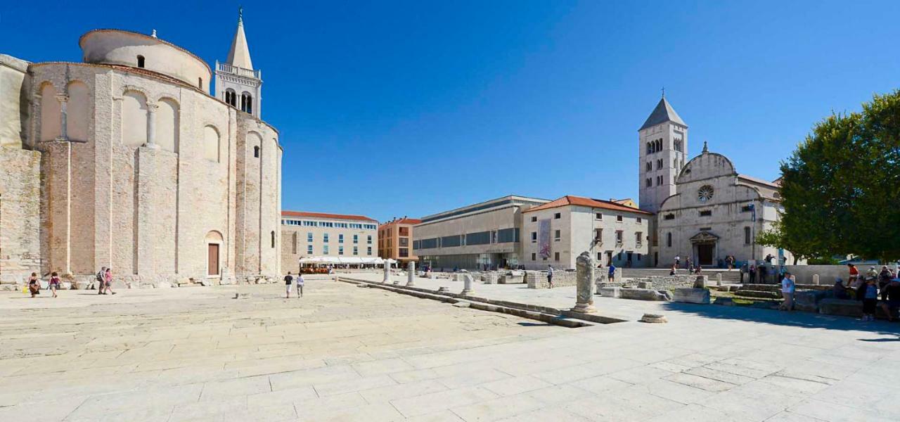 Holiday Home Bajlo Apartment With Three Bedrooms Zadar Extérieur photo