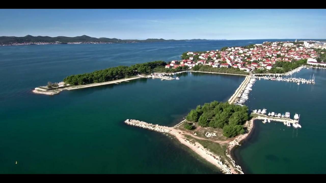 Holiday Home Bajlo Apartment With Three Bedrooms Zadar Extérieur photo